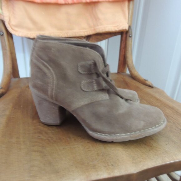 Clarks suede booties - Picture 4 of 6